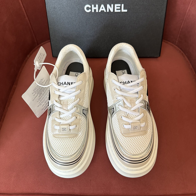 Ch**el sneaker