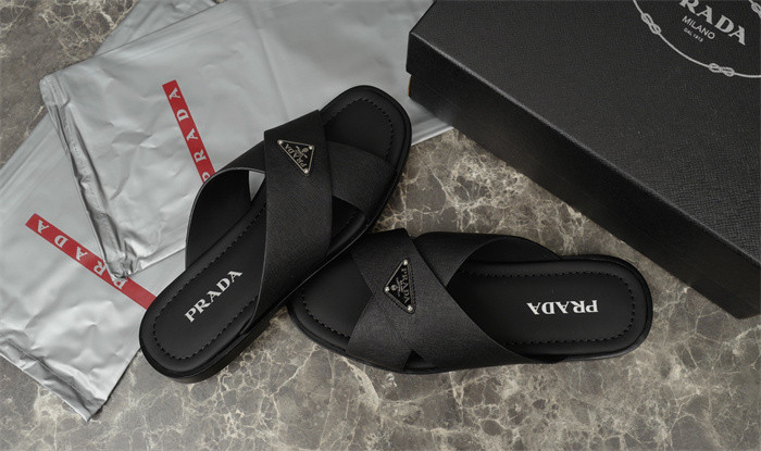 Pra*a sandals