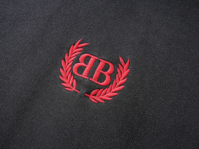 Ba1en*iaga clothes