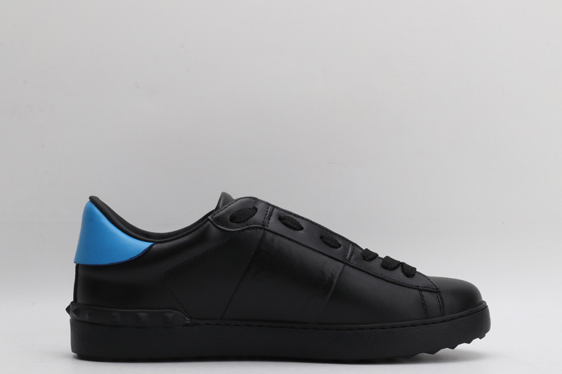 Va1e*ntin0 garavani sneaker