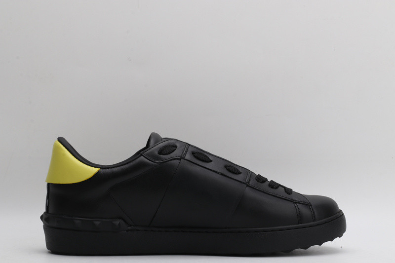 Va1e*ntin0 garavani sneaker