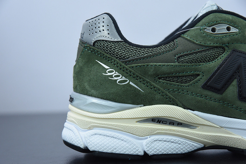 new balance sneaker