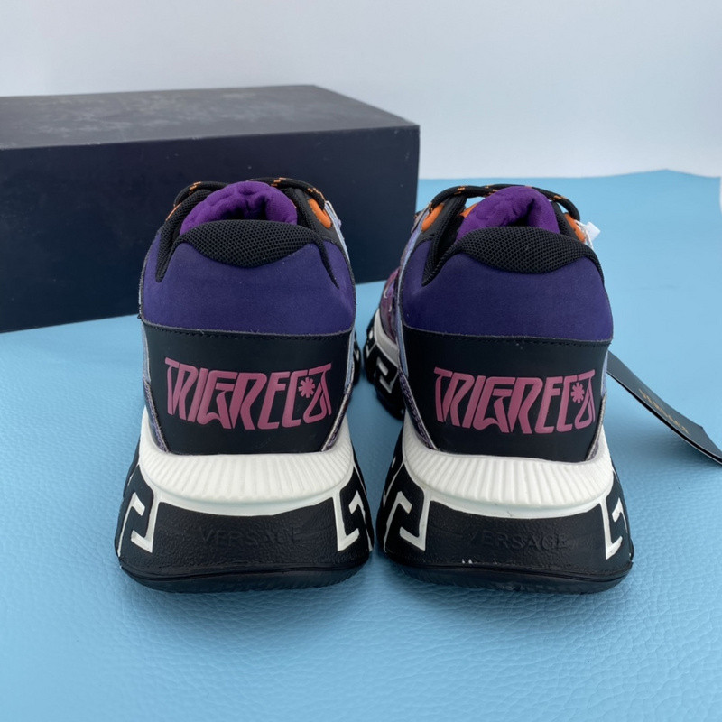 vs chain reaction sneakers