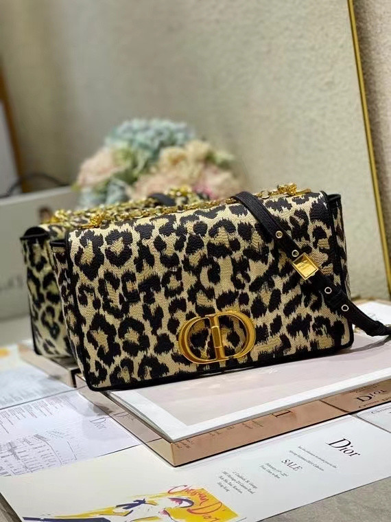 D10r bag