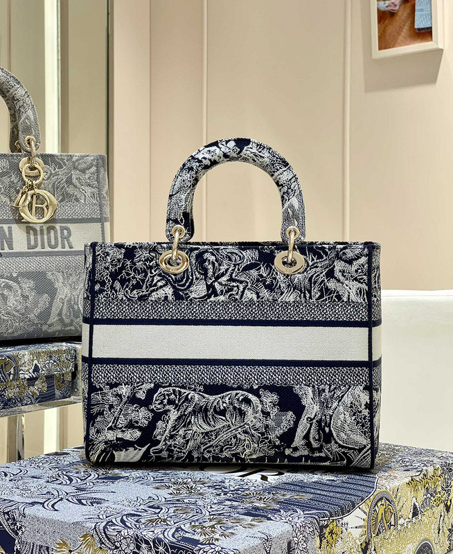 D10r bag