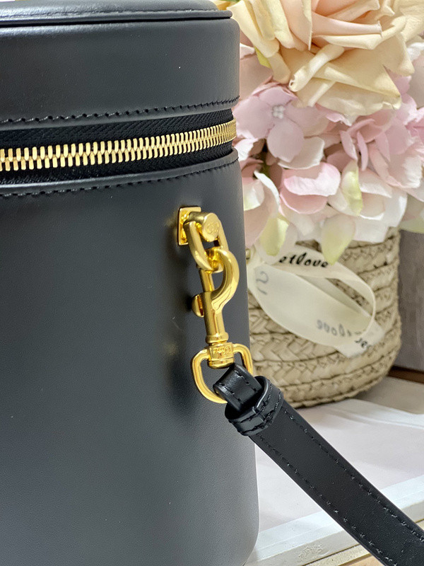 D10r bag