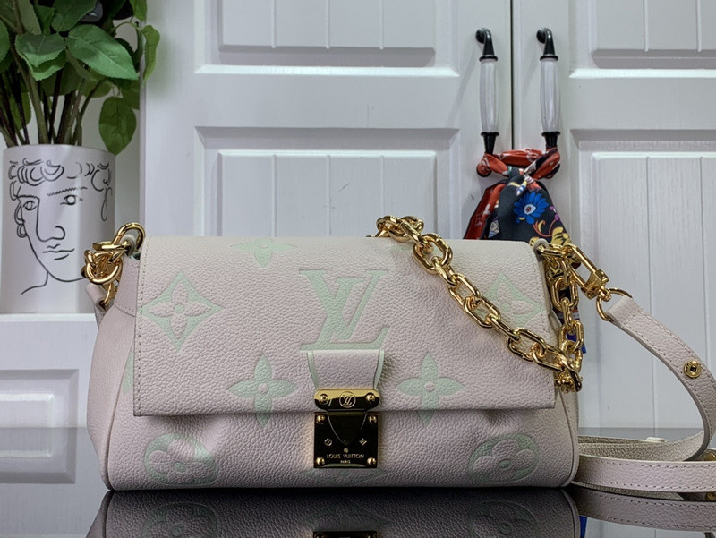 LVT PURSE