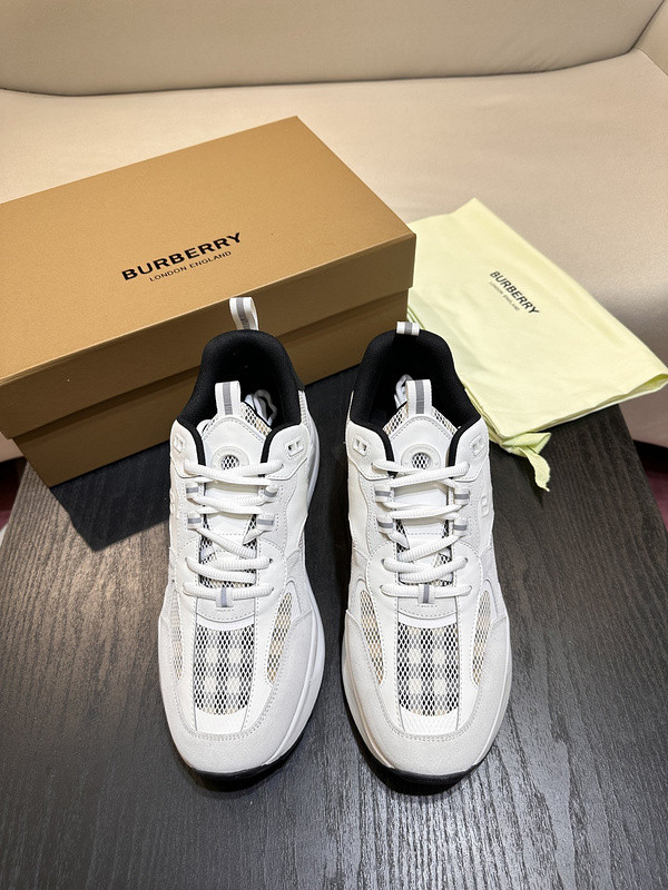 B**rry sneaker