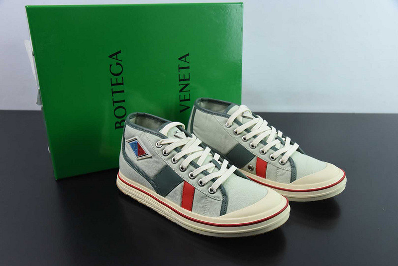 b0tt*ga Ven*ta sneaker