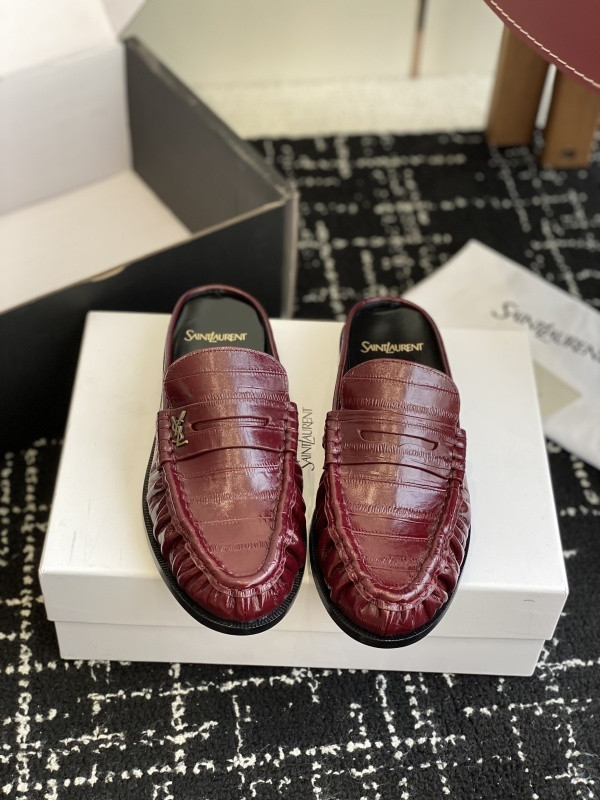 Sa1nt Lau*nt sneaker