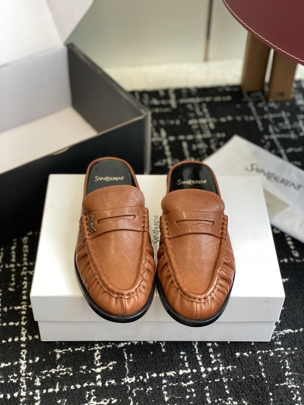 Sa1nt Lau*nt sneaker