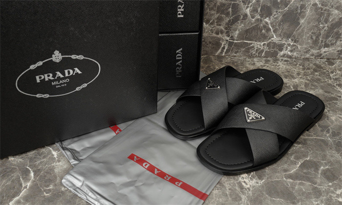 Pra*a sandals