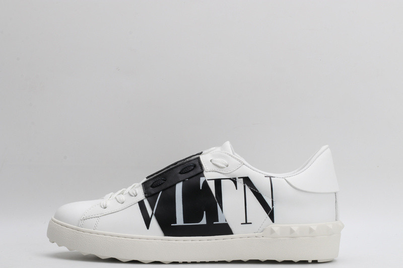 Va1e*ntin0 garavani sneaker