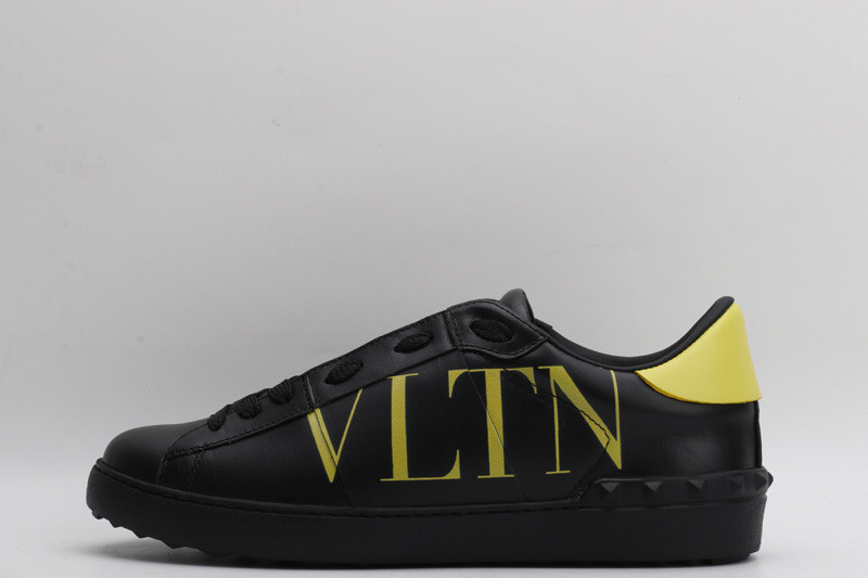 Va1e*ntin0 garavani sneaker