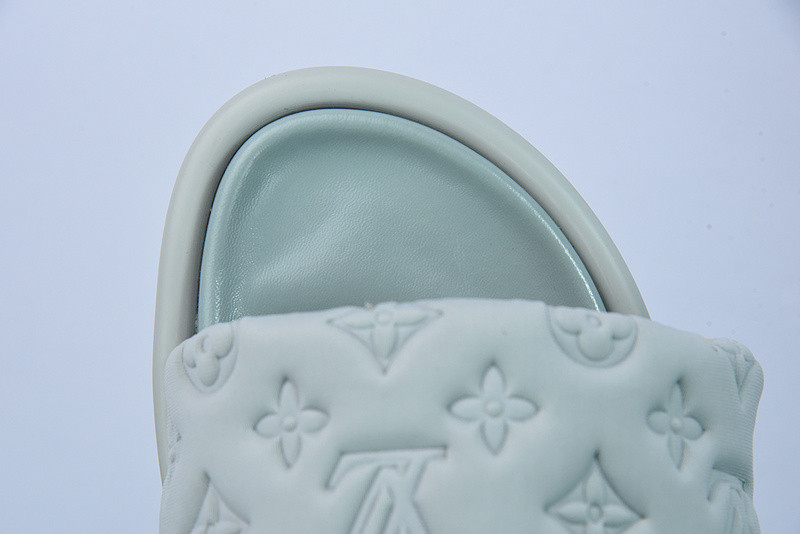 lvt sandals
