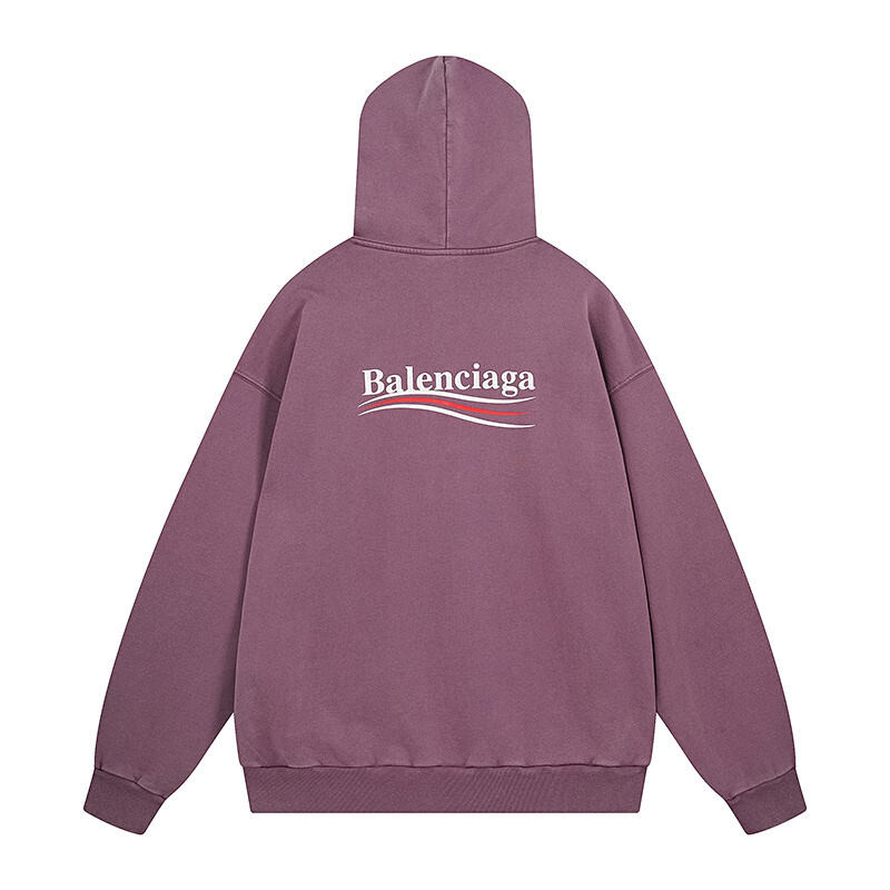 Ba1en*iaga clothes
