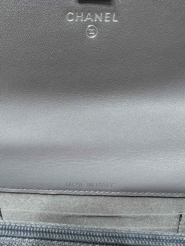 Ch**el purse