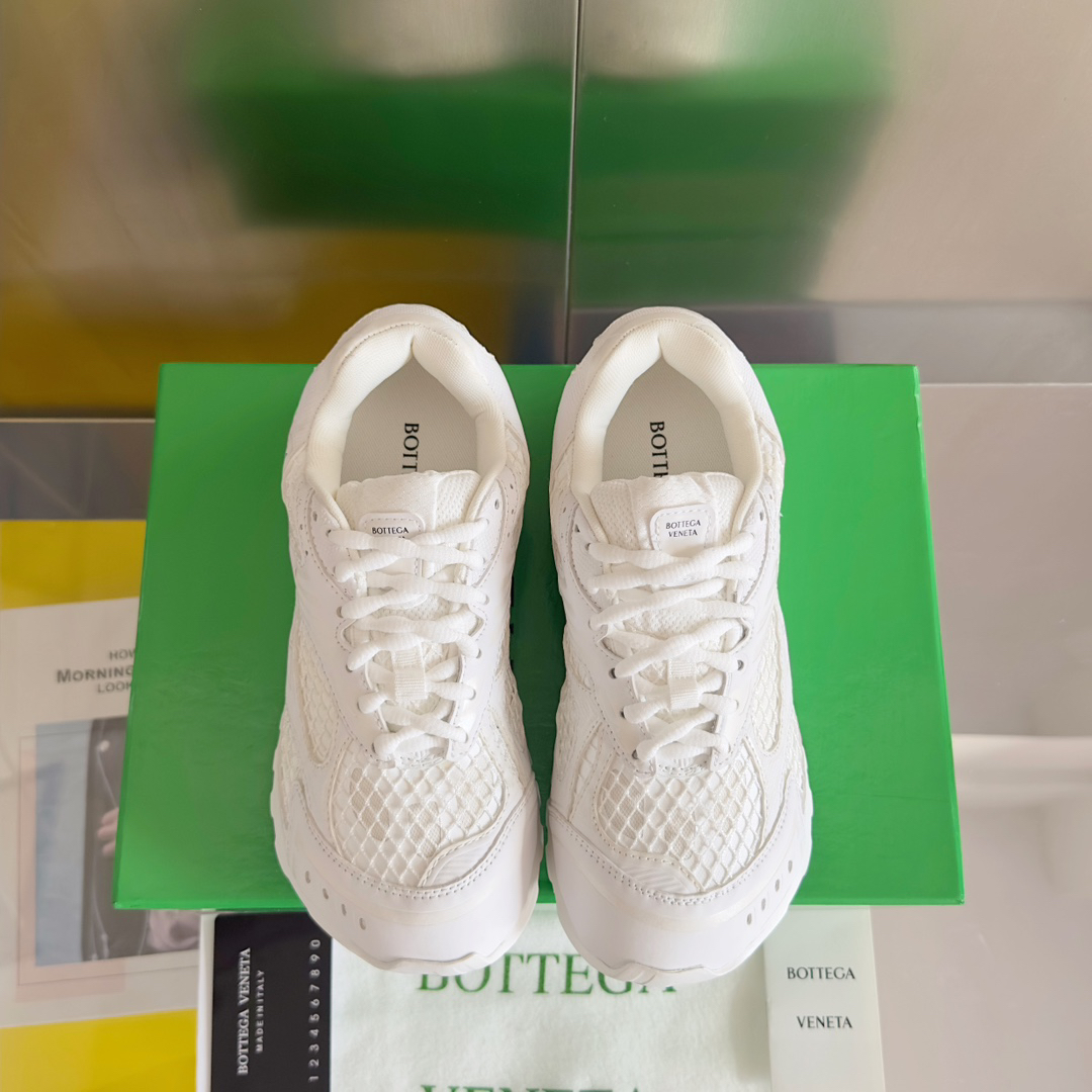 b0tt*ga Ven*ta orbit sneaker