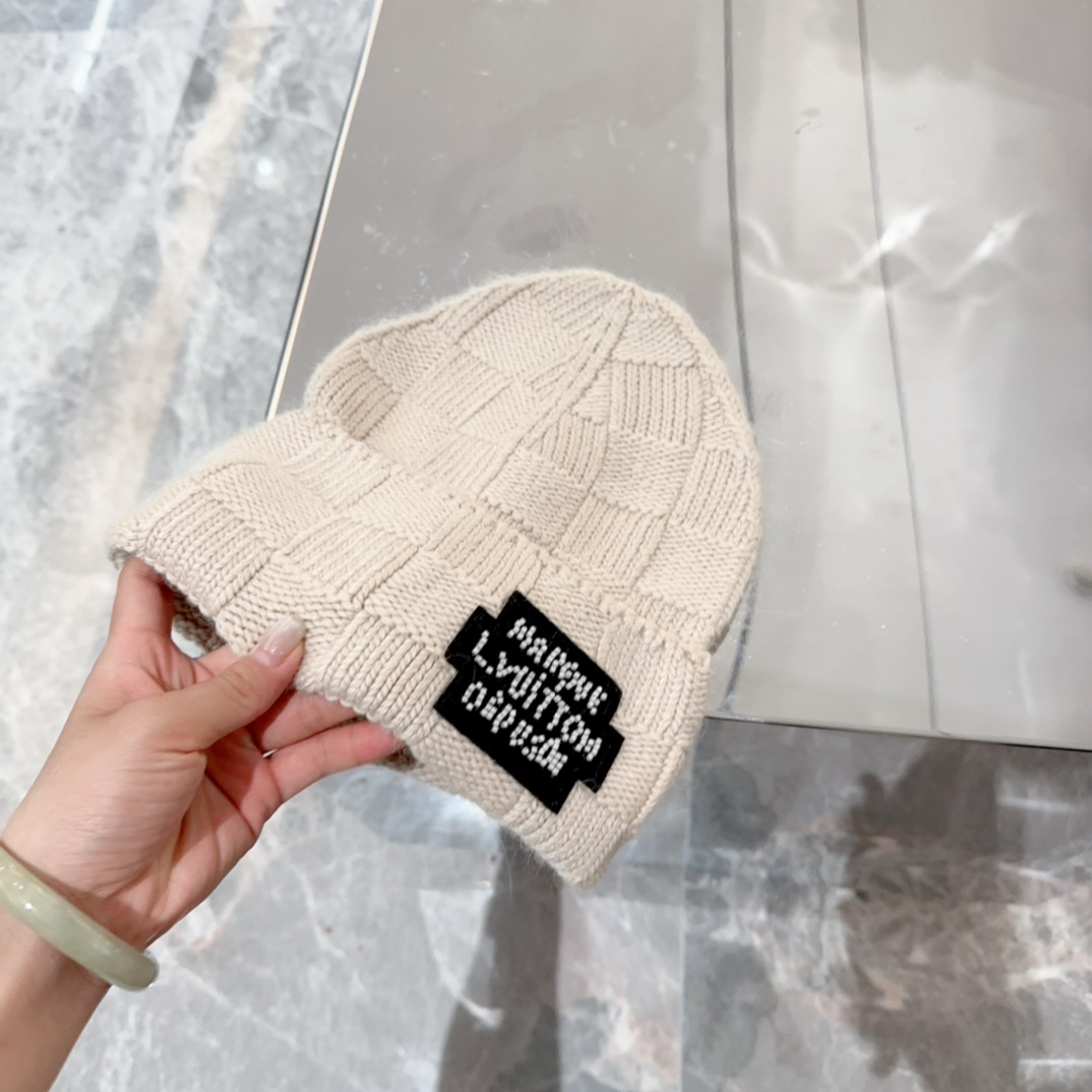 lvt Hat