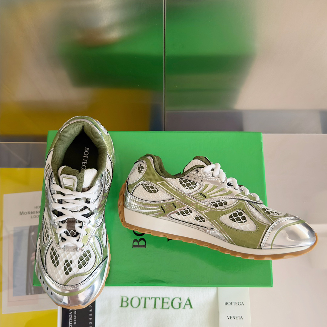 b0tt*ga Ven*ta orbit sneaker
